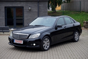 Mercedes-Benz C220